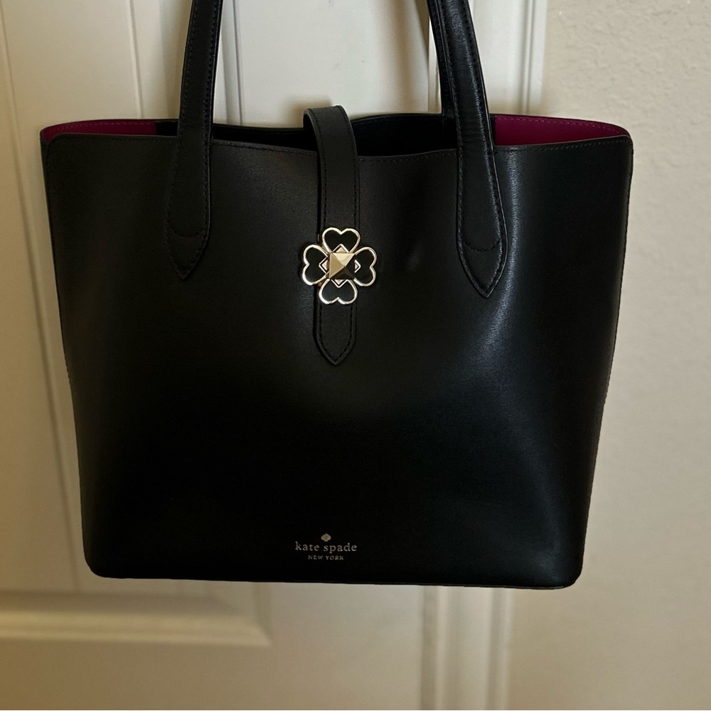 Barely used (BLACK) Kate Spade tote!